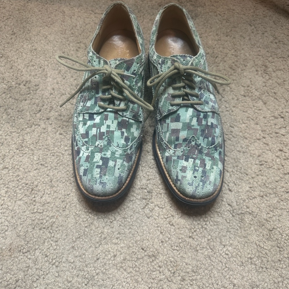 Cole Haan Lunar Grand Multi Colored GREEN Design Laces OXFORD Rubber Soles 9.5M